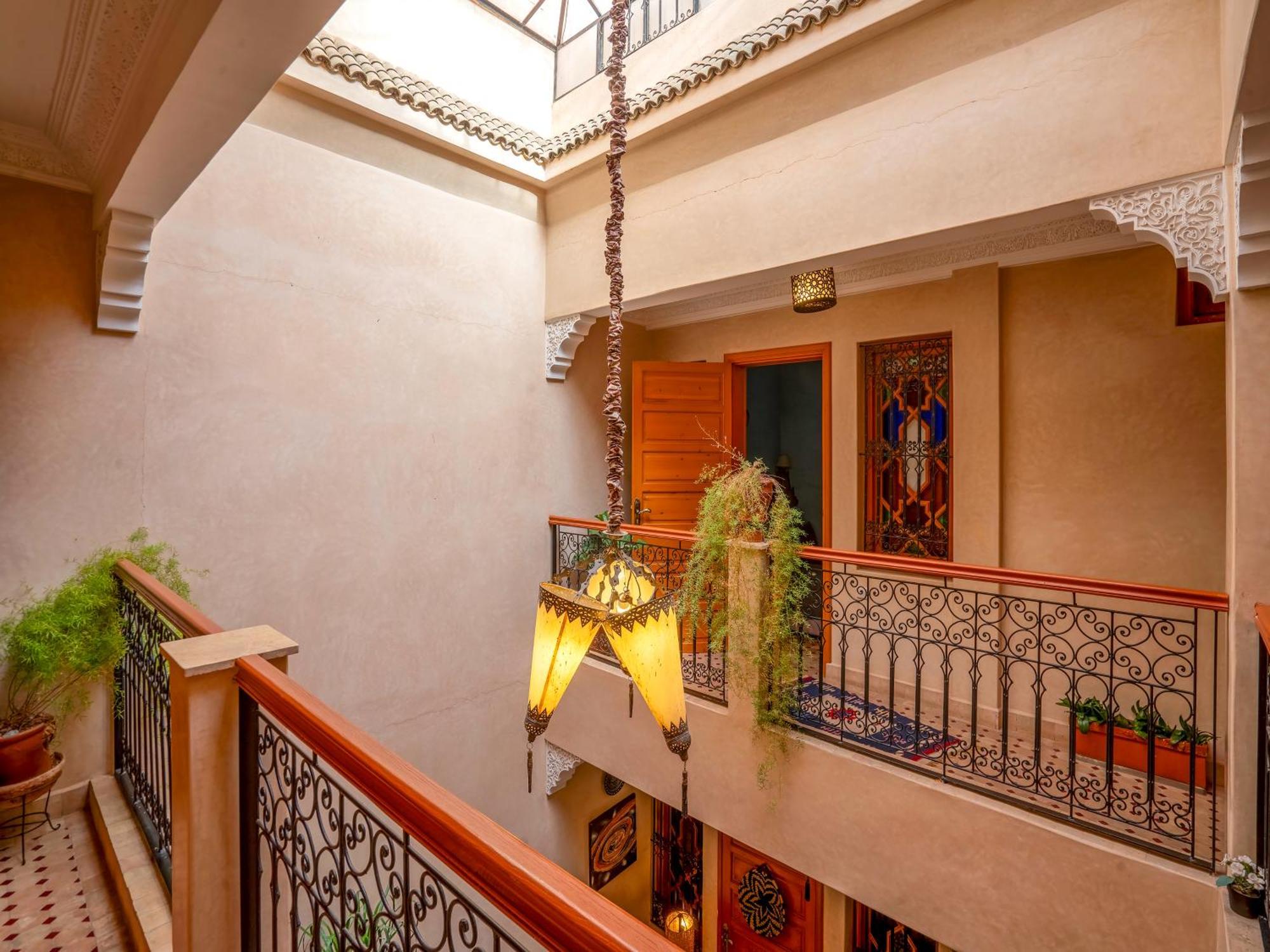 Riad Majdoulina Chez Jiji Марракеш Экстерьер фото